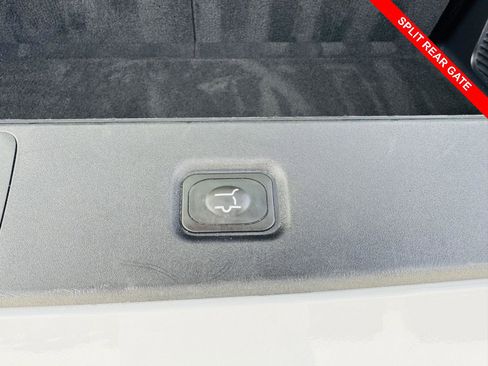 Used 2025 Ford Expedition Active AWD/4WD image 12