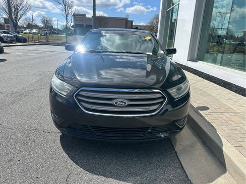 Used 2014 Ford Taurus SEL w/ Equipment Group 201A image 3
