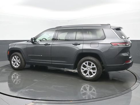 Used 2022 Jeep Grand Cherokee L Limited AWD/4WD image 3