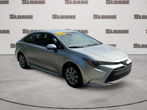 Used 2024 Toyota Corolla LE FWD image 7