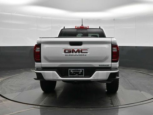 New 2026 GMC Canyon Elevation image 6