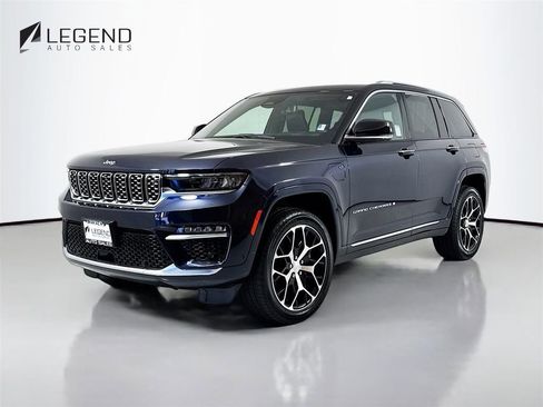 Used 2023 Jeep Grand Cherokee Summit AWD/4WD image 1