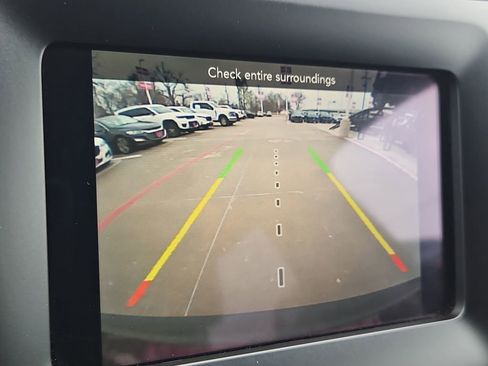 Used 2019 Jeep Cherokee Latitude Plus image 22