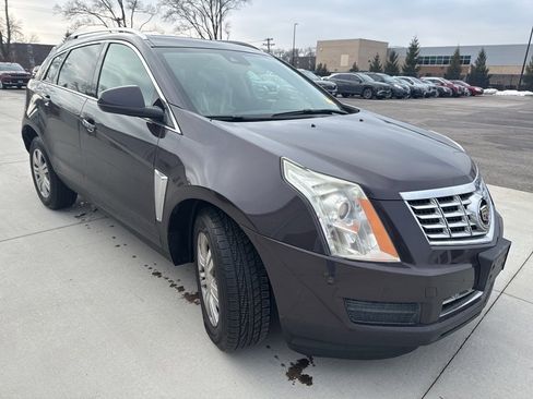 Used 2015 Cadillac SRX Luxury w/ Driver Awareness Package image 8