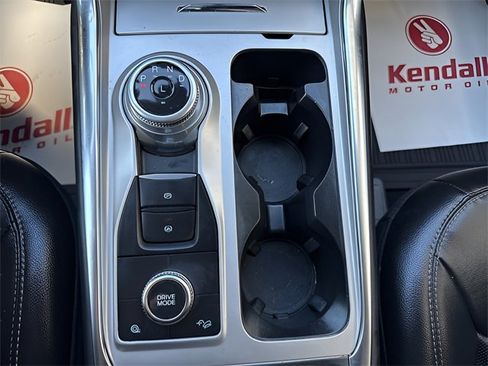 Used 2022 Ford Explorer Limited image 41