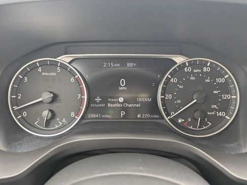 Certified 2024 Nissan Rogue SV FWD image 23