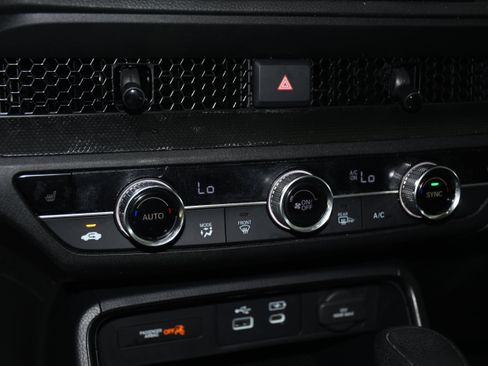 Used 2024 Honda CR-V EX image 15