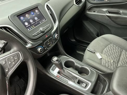 Used 2020 Chevrolet Equinox LT AWD/4WD image 15