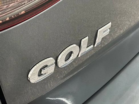 Used 2016 Volkswagen Golf S FWD image 23