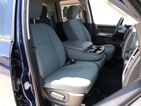 Used 2015 RAM 1500 ST w/ SXT Appearance Group AWD/4WD image 11