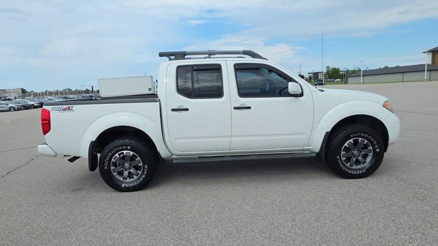 Used 2021 Nissan Frontier PRO-4X w/ Pro-4x Utility Package AWD/4WD image 8