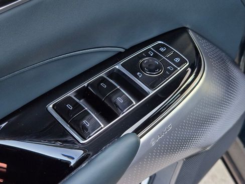 Certified 2025 Cadillac Lyriq Luxury w/ Nappa Leather Package image 27