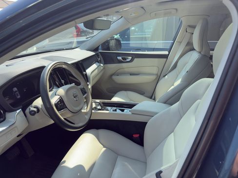 Certified 2024 Volvo XC60 T8 Plus w/ Climate Package image 17