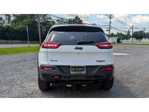 Used 2018 Jeep Cherokee Trailhawk w/ Comfort/Convenience Group image 6