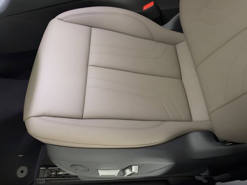 New 2026 Audi Q3 quattro 2.0T image 16