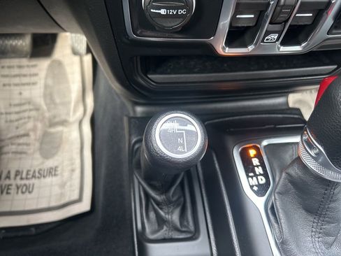 Used 2021 Jeep Wrangler Unlimited Sport AWD/4WD image 21