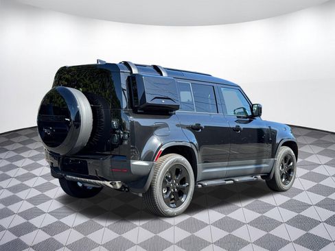 New 2026 Land Rover Defender 110 S AWD/4WD image 7