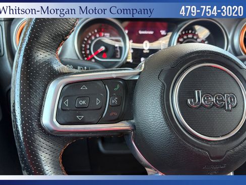 Used 2022 Jeep Gladiator Mojave w/ Cold Weather Group image 15