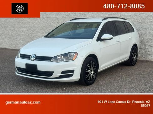 Used 2015 Volkswagen Golf TDI S FWD image 1