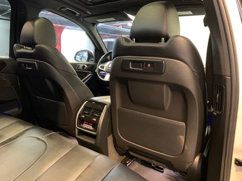 Used 2022 BMW X5 xDrive40i w/ M Sport Package AWD/4WD image 61