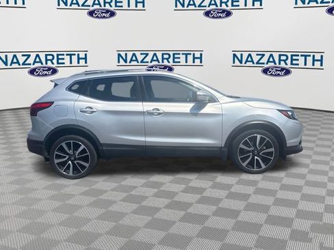 Used 2017 Nissan Rogue Sport SL w/ SL Premium Package image 8