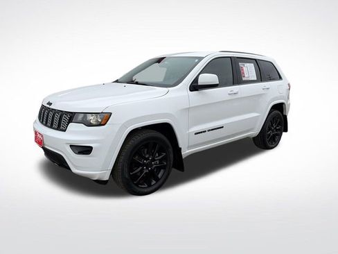 Used 2018 Jeep Grand Cherokee Altitude AWD/4WD image 1