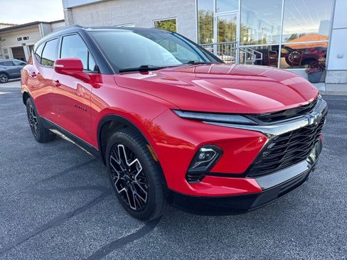 Used 2023 Chevrolet Blazer RS w/ Enhanced Convenience Package FWD image 1