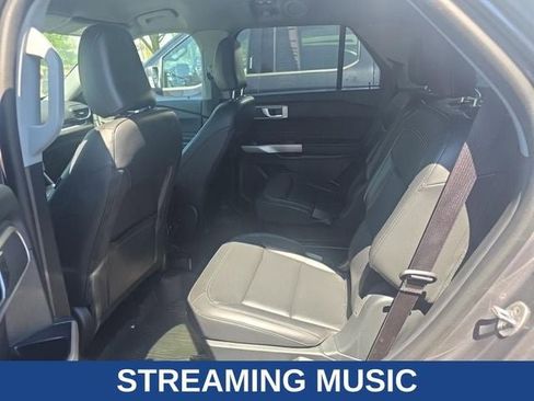 Used 2023 Ford Explorer XLT w/ Equipment Group 202A AWD/4WD image 8