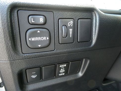 Used 2015 Toyota 4Runner SR5 Premium w/ Four Season Floor Mat Package AWD/4WD image 25