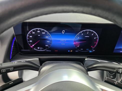 Certified 2025 Mercedes-Benz GLB 250 image 19