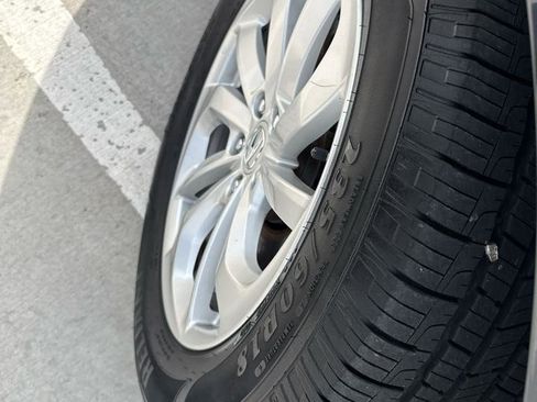 Used 2016 Acura RDX AWD w/ Technology Package image 2