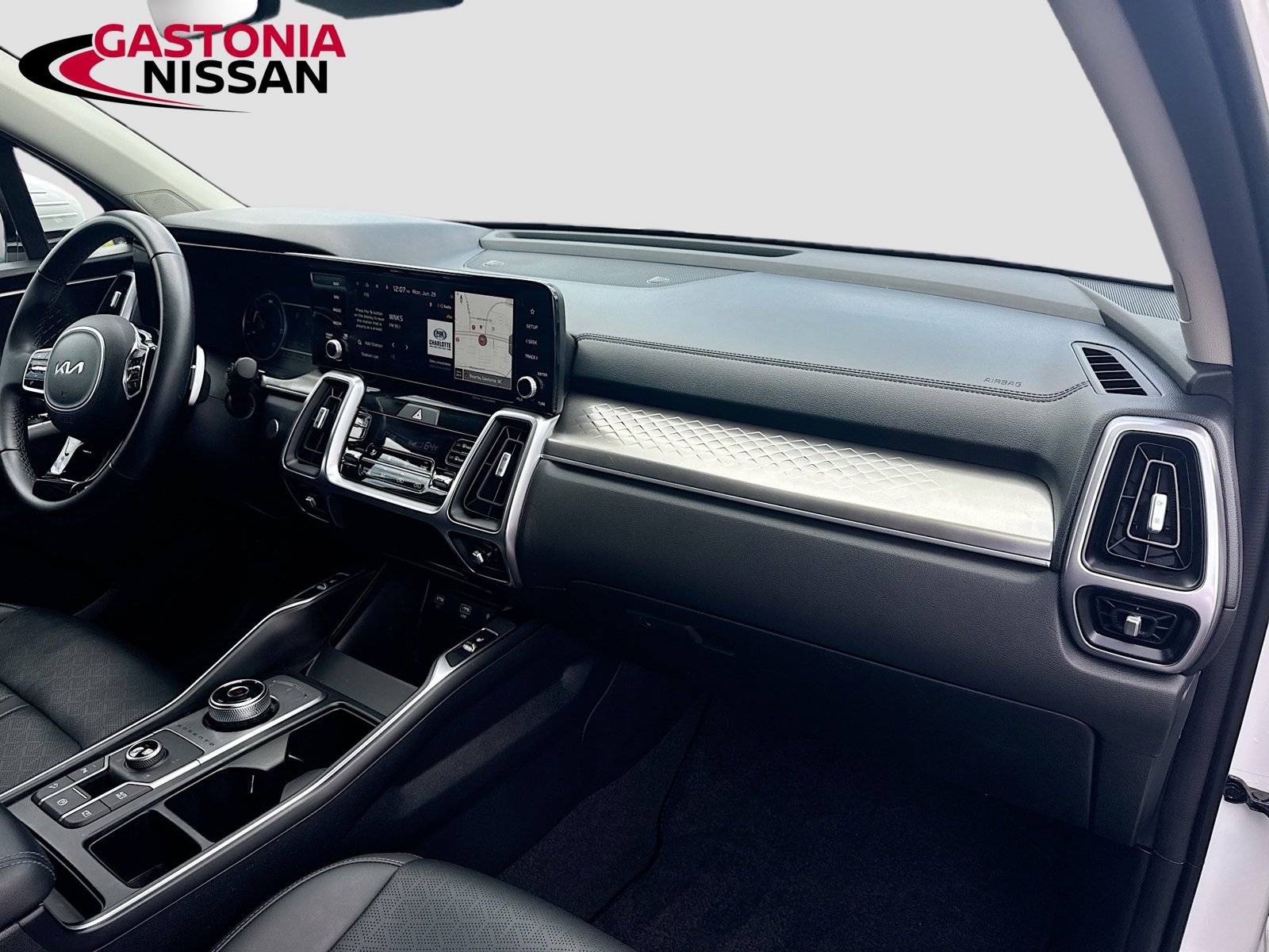 Used 2023 Kia Sorento EX AWD/4WD image 39