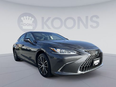 Used 2025 Lexus ES 350 w/ Premium Package FWD image 10
