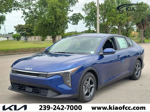 New 2026 Kia K4 FWD image 3