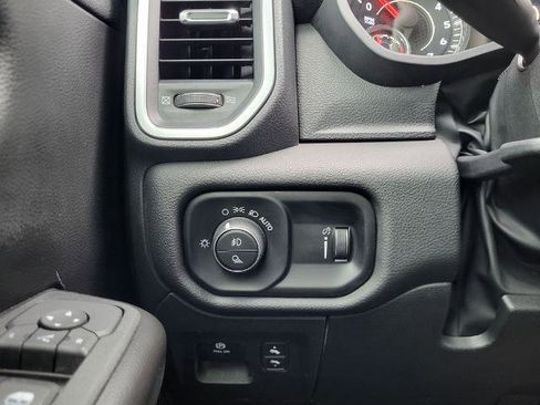 Used 2025 RAM 1500 Big Horn AWD/4WD image 25