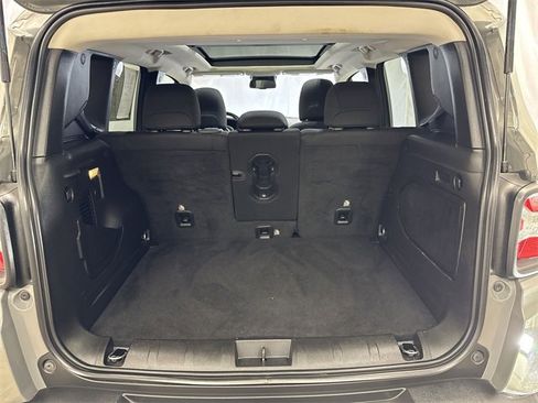 Used 2022 Jeep Renegade Latitude w/ Sun/Sound Group image 25