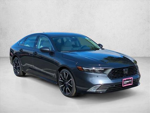 New 2025 Honda Accord Touring image 3