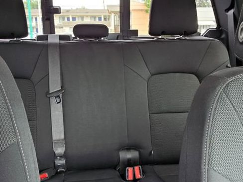 Used 2023 GMC Canyon Elevation w/ Convenience Package AWD/4WD image 23