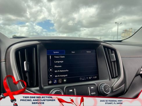 Used 2023 GMC Terrain AT4 w/ Tech Package image 31