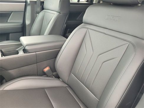 New 2026 Hyundai Santa Fe XRT image 12