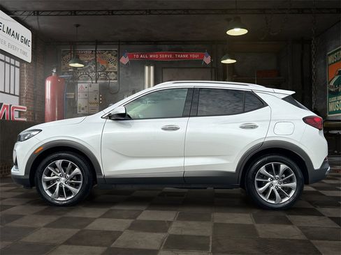 Certified 2023 Buick Encore GX Essence w/ Experience Buick Package image 6
