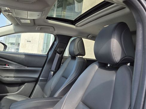 Used 2025 MAZDA CX-30 AWD 2.5 S w/ Preferred Package image 9