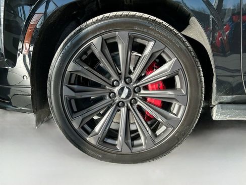 Used 2025 Cadillac Escalade V image 35