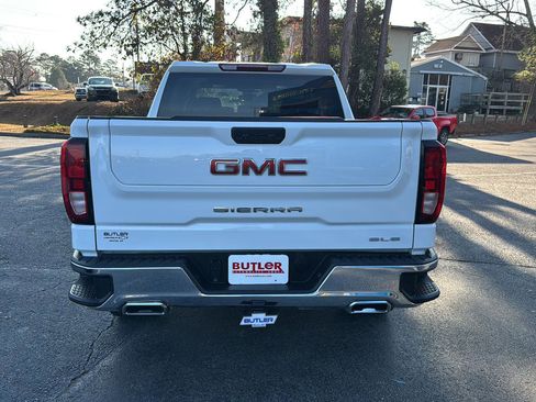 Used 2023 GMC Sierra 1500 SLE image 4