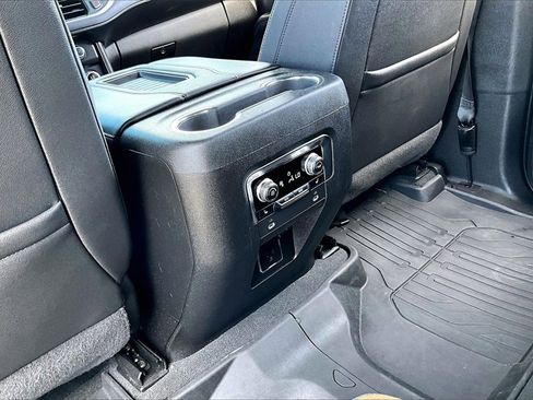 Used 2023 GMC Yukon AT4 image 25