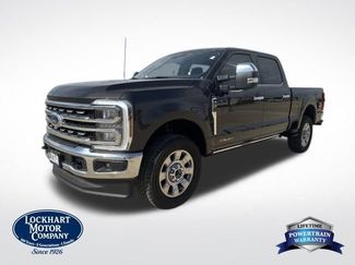 New 2025 Ford F250 Lariat w/ Lariat Ultimate Package video 3