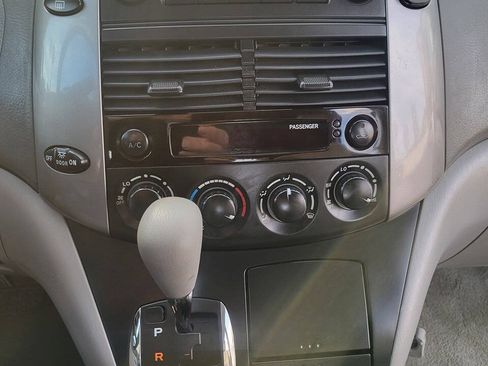 Used 2008 Toyota Sienna LE FWD image 21