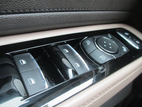 Used 2020 Lincoln Aviator Reserve w/ Equipment Group 202A image 27