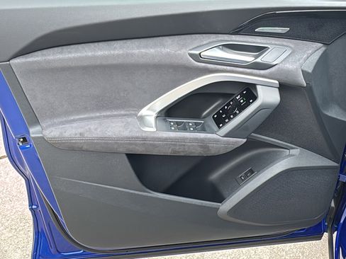 New 2025 Audi SQ5 Premium Plus image 12