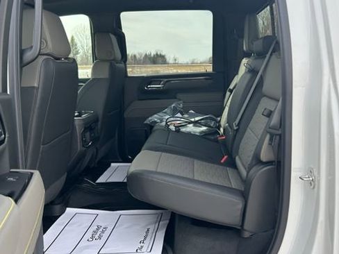 New 2026 Chevrolet Silverado 2500 ZR2 image 32